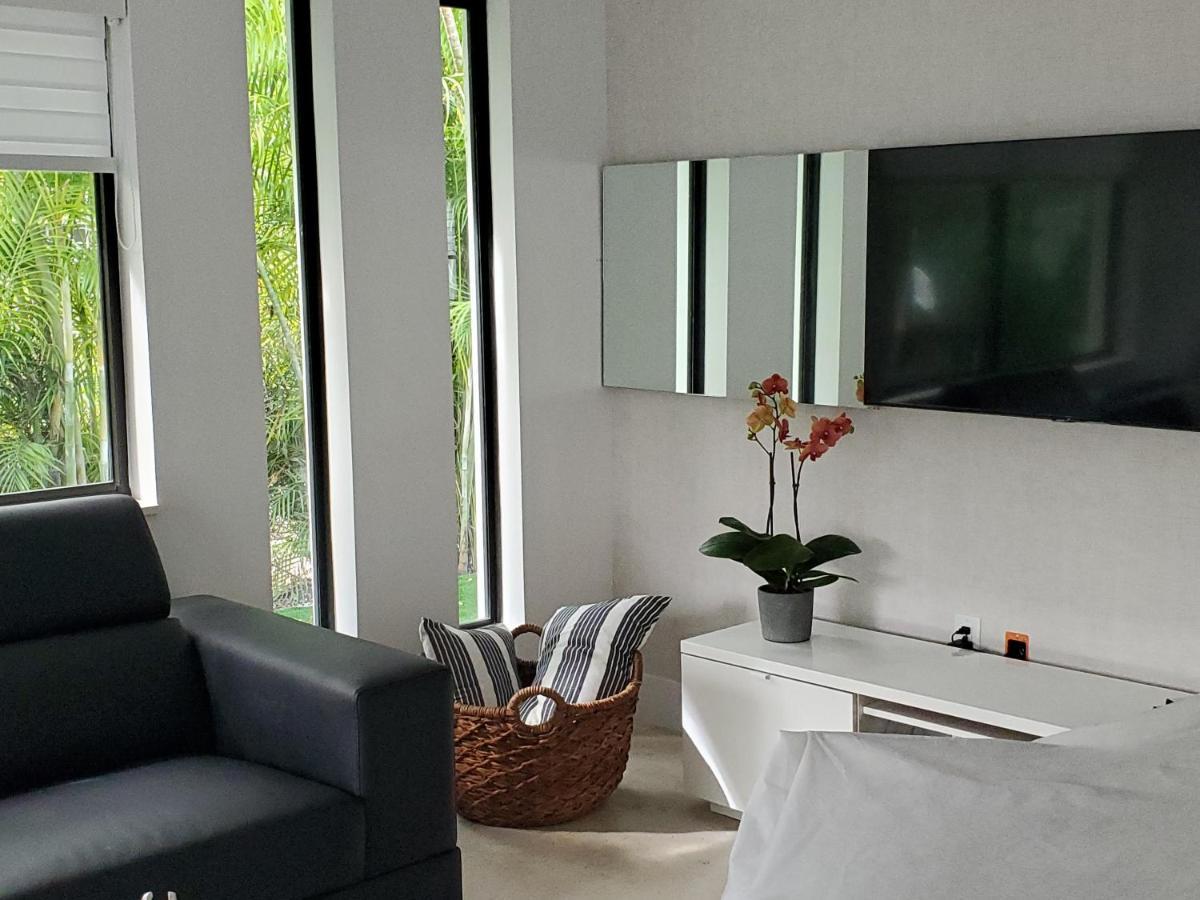 Design District By Midtown, Wynwood, Brickell, 10 Min To The Beach, Free Parking Miami Ngoại thất bức ảnh